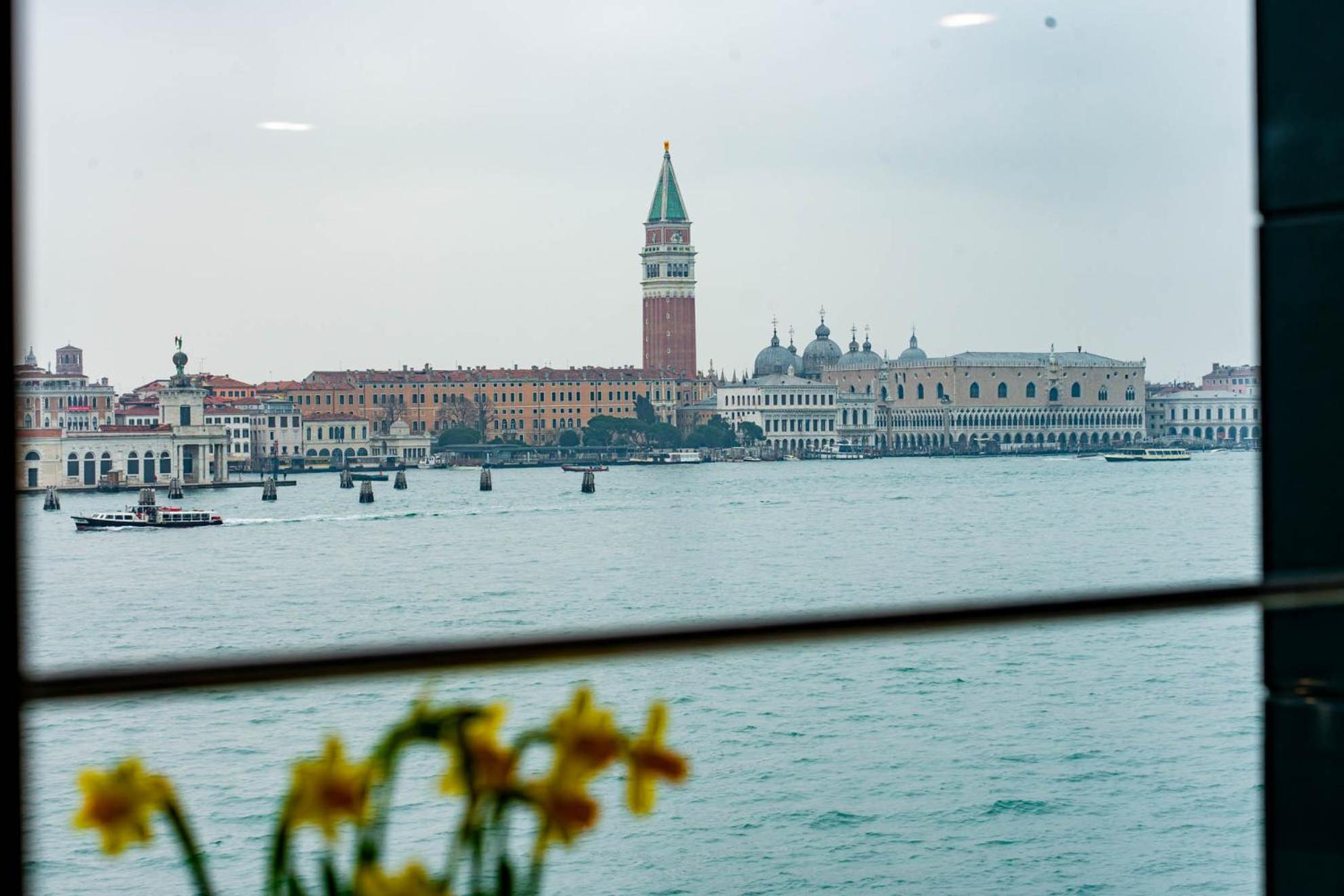 Iconic - View In Appartamento *